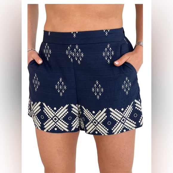 LUCY PARIS Navy Blue Cross Stitch Embroidered Shorts Sz L 42 poll on summer - Picture 1 of 14